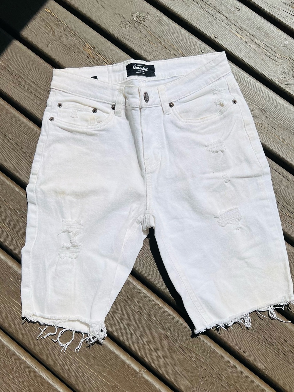 Mens - White Distressed Denim Shorts - Size 30